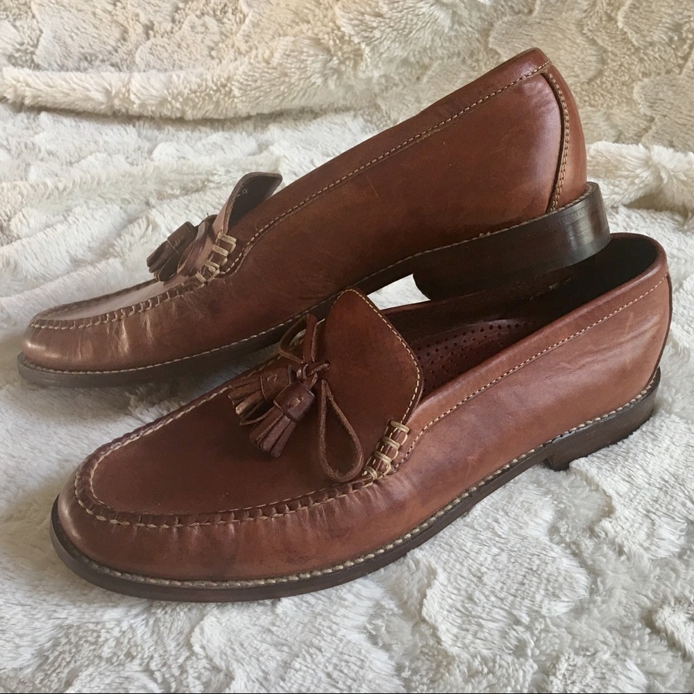 Stylish Men’s Cole Haan Loafer Size 11B